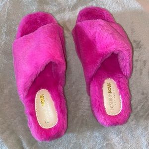 NWOT Fashion Nova Pink Platform Slides